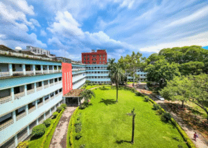 ঢাকা বিশ্ববিদ্যালয় 